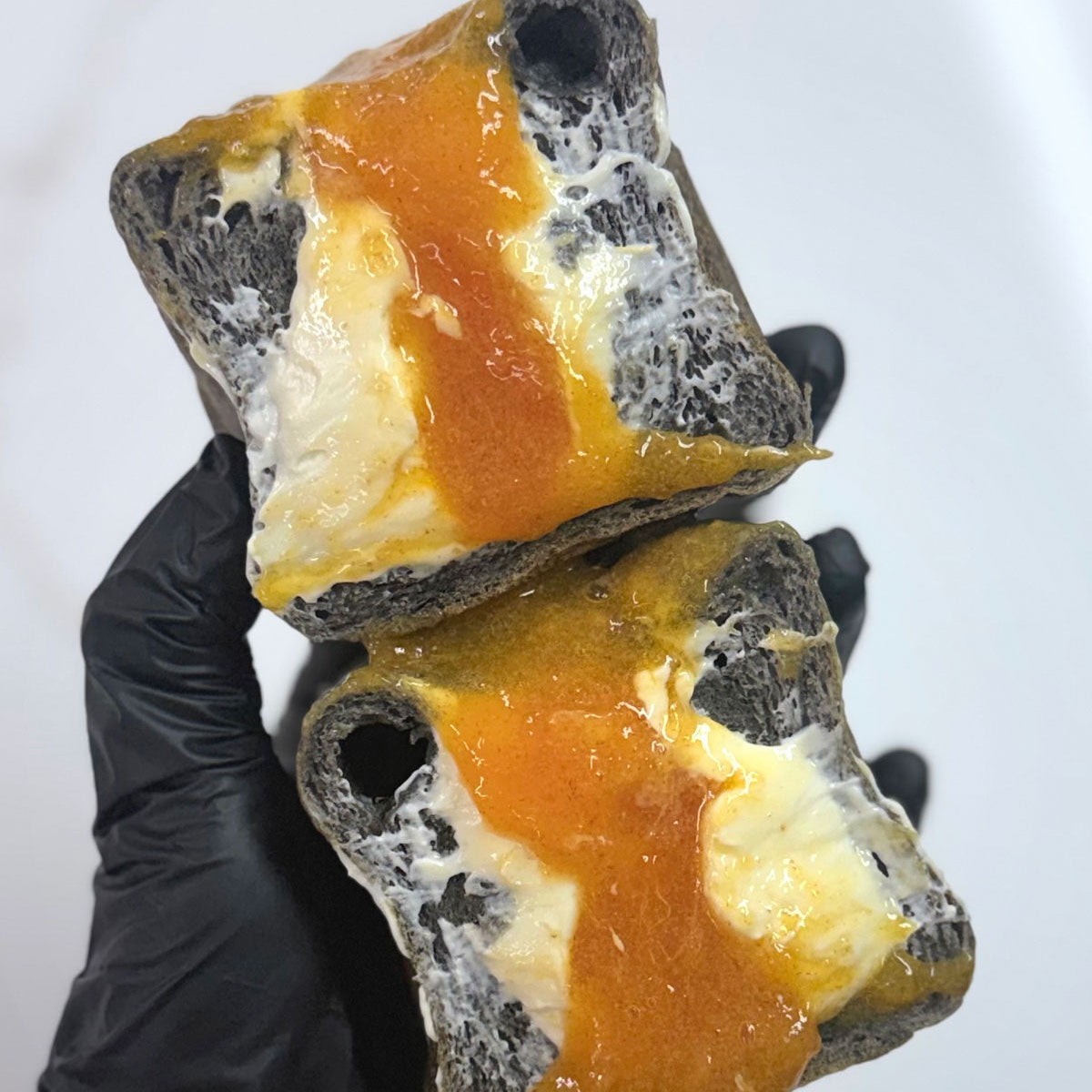 黑芝麻豆乳流心柿子吐司（100克）